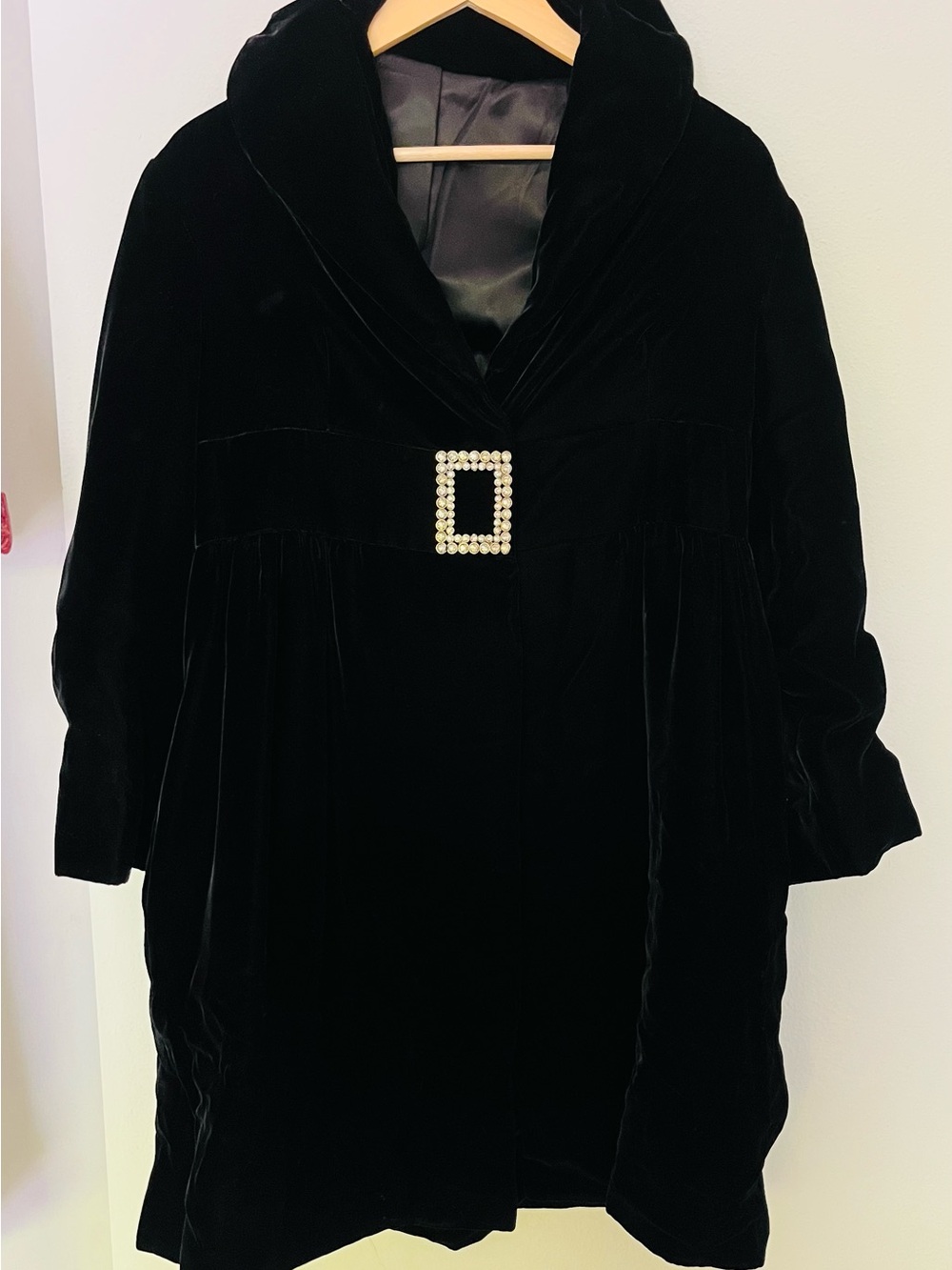 Neiman Marcus Black Velvet Swing Jacket with Diamond Buckle
